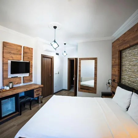 Imroz Adali'S Hotel *
